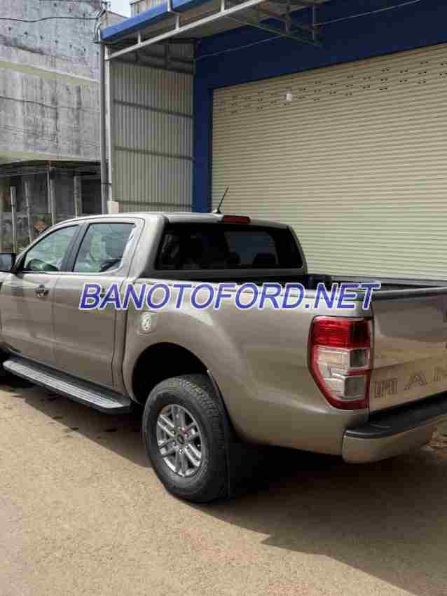 Cần bán gấp xe Ford Ranger XLS 2.2L 4x2 AT 2019 màu Cát