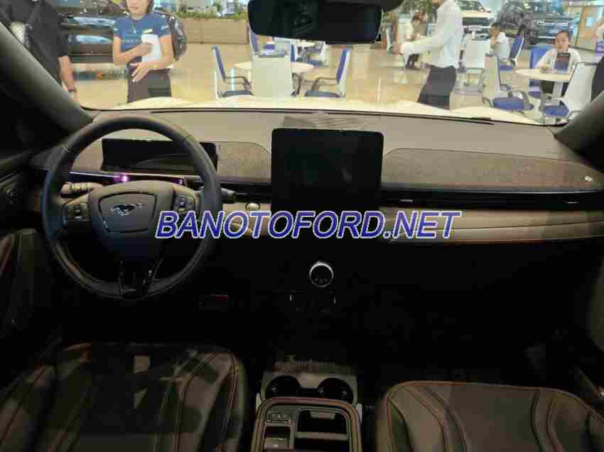 Bán Xe Ford Mustang Mach-E Premium AWD Số tự động 2025
