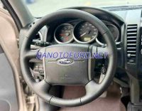 Cần bán gấp Ford Everest 2.5L 4x2 AT năm 2015 giá cực tốt