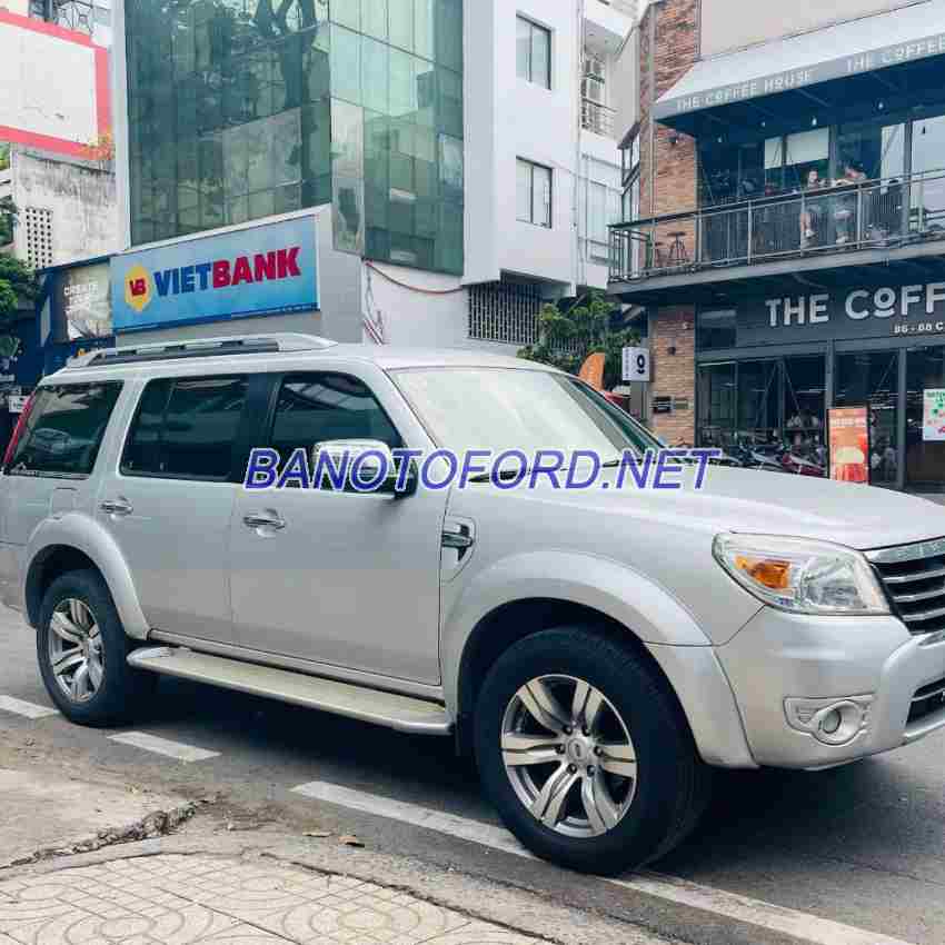 Cần bán gấp xe Ford Everest Limited 2.5L 4x2 AT 2010 màu Bạc