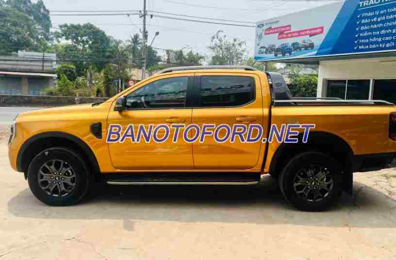 Cần bán gấp xe Ford Ranger Wildtrak 2.0L 4x4 AT năm 2025, màu Vàng, Số tự động