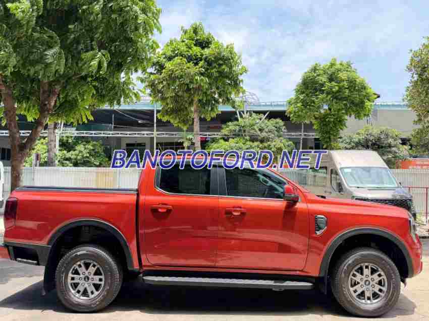 Ford Ranger XLS 2.0L 4x2 AT model 2024 xe chuẩn hết ý
