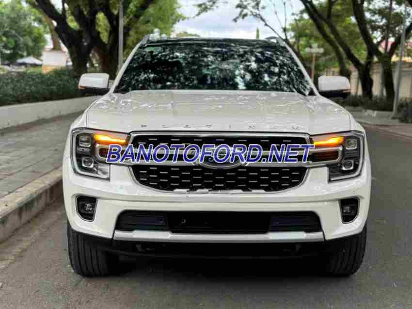 Bán Ford Everest Platinum 2.0L 4x4 AT, màu Trắng, Máy dầu, 2025