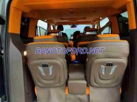 Cần bán gấp Ford Tourneo Limousine Titanium 2.0 AT đời 2019, màu Bạc