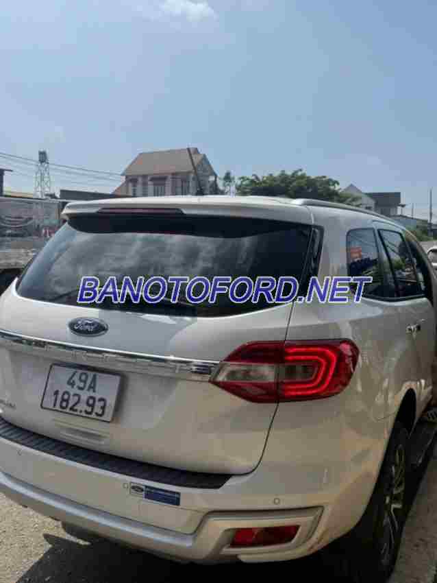 Cần bán xe Ford Everest Titanium 2.0L 4x2 AT năm 2022 màu Trắng cực đẹp